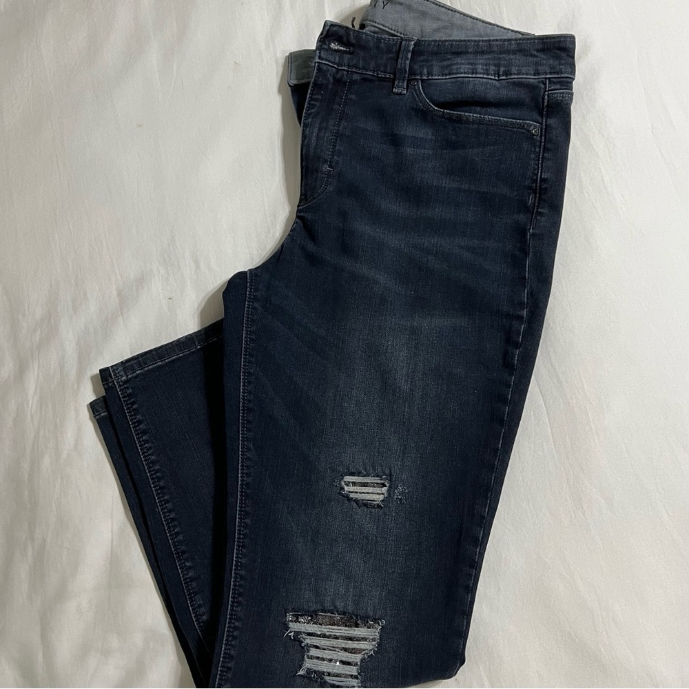 Distressed skinny jeans with fun sequin details by White House House Market